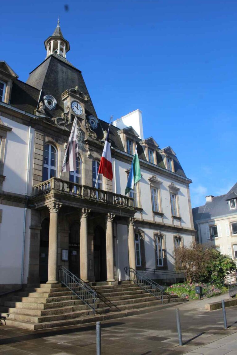 Ouverture des équipements municipaux en Août